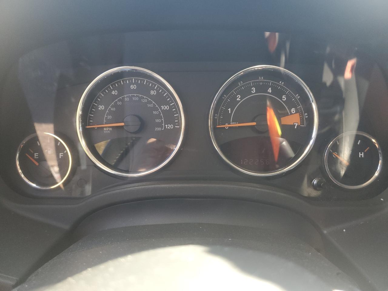 2016 Jeep Compass Latitude VIN: 1C4NJDEB8GD663291 Lot: 82463135