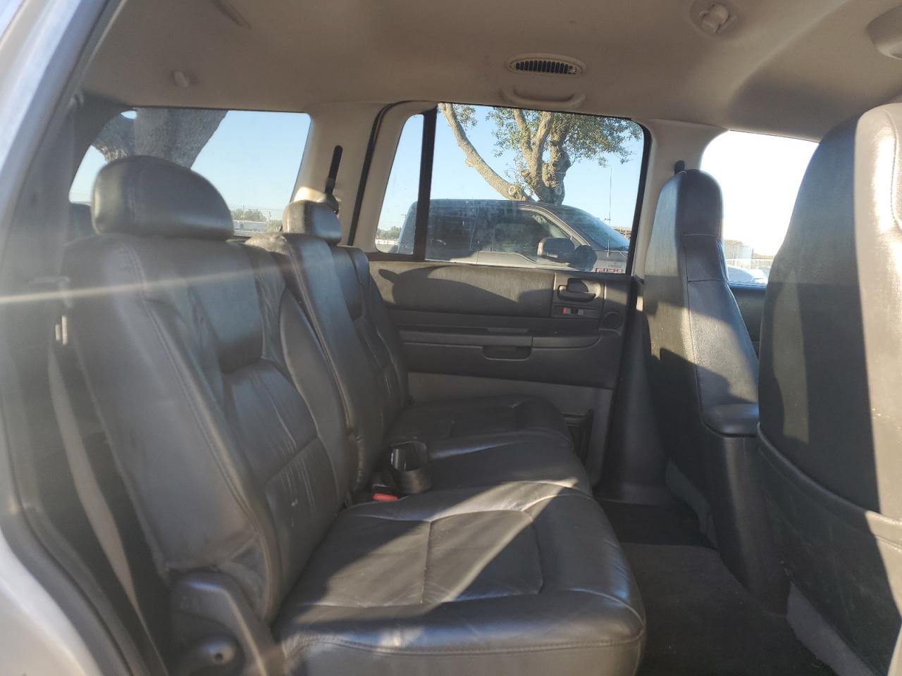 2001 Dodge Durango VIN: 1B4HS28N41F640765 Lot: 82454665
