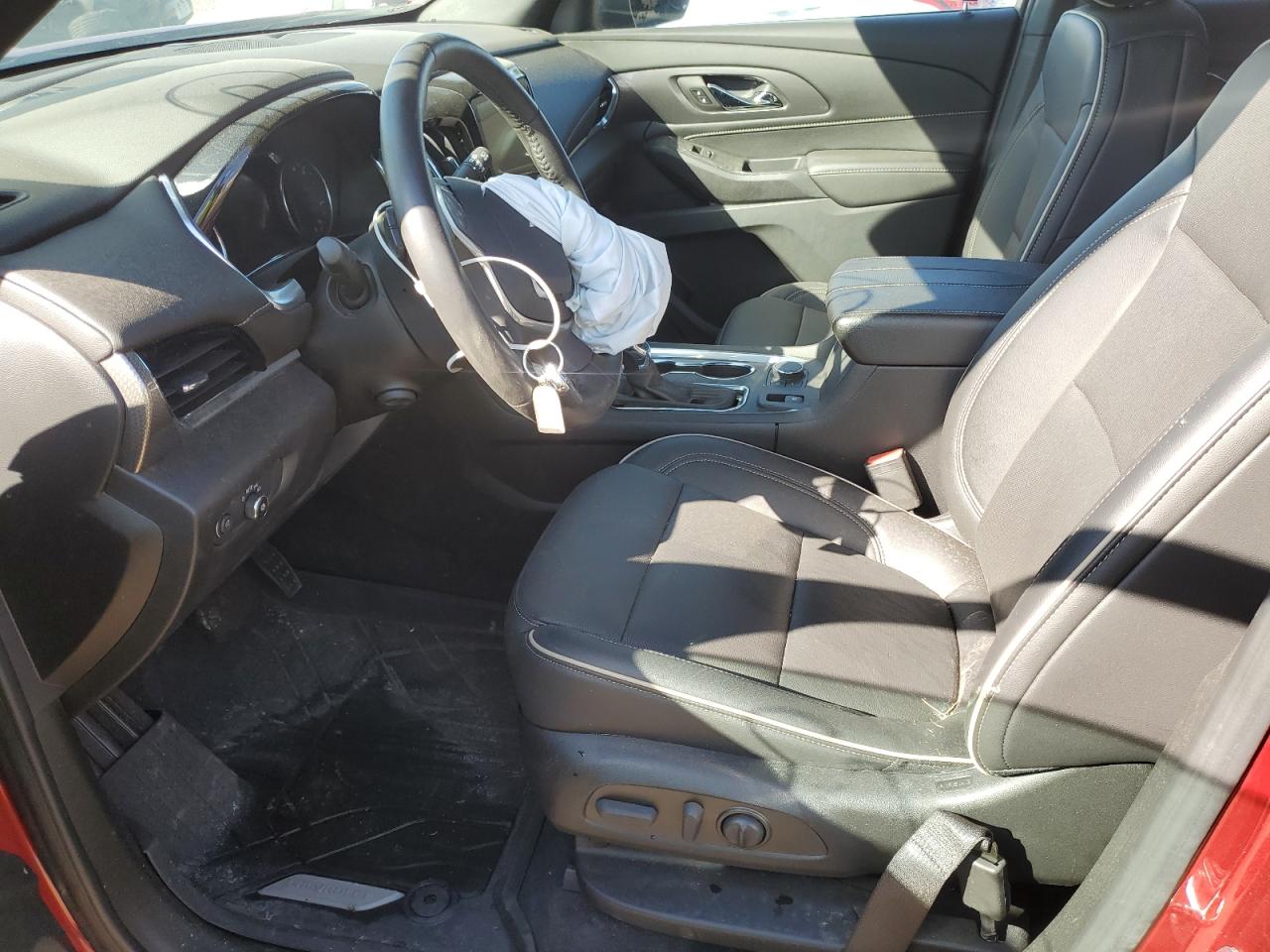 2022 Chevrolet Traverse Premier VIN: 1GNEVKKW2NJ132898 Lot: 89561575