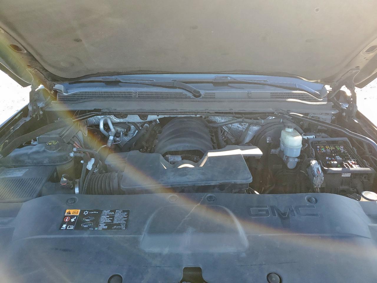 2015 GMC Yukon Xl Denali VIN: 1GKS2JKJ3FR632935 Lot: 90396765