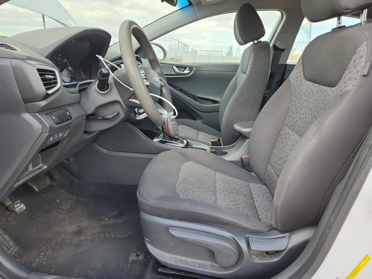 2019 Hyundai Ioniq Blue VIN: KMHC65LC4KU168584 Lot: 82440095