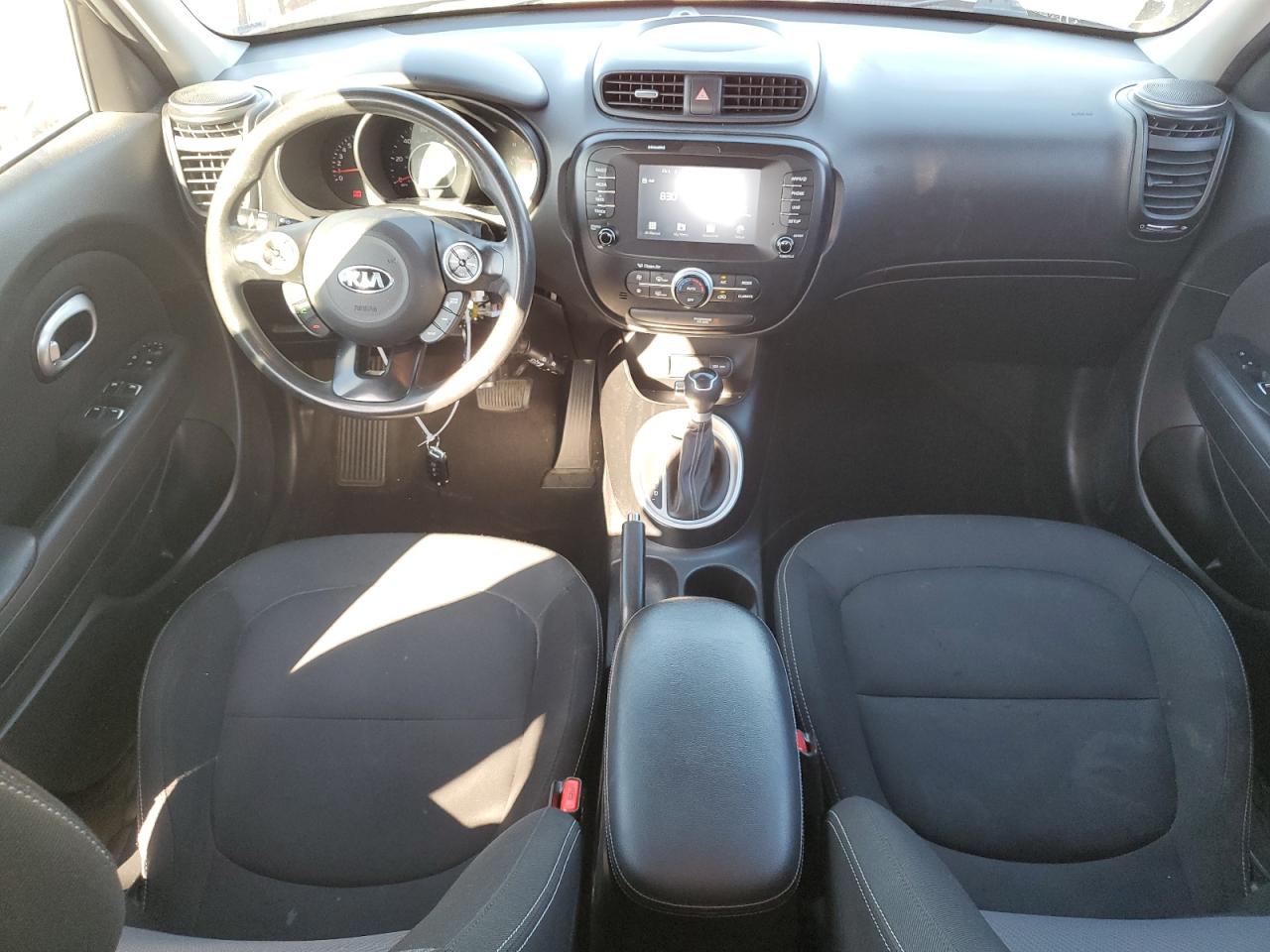 2019 Kia Soul + VIN: KNDJP3A50K7013840 Lot: 81152375