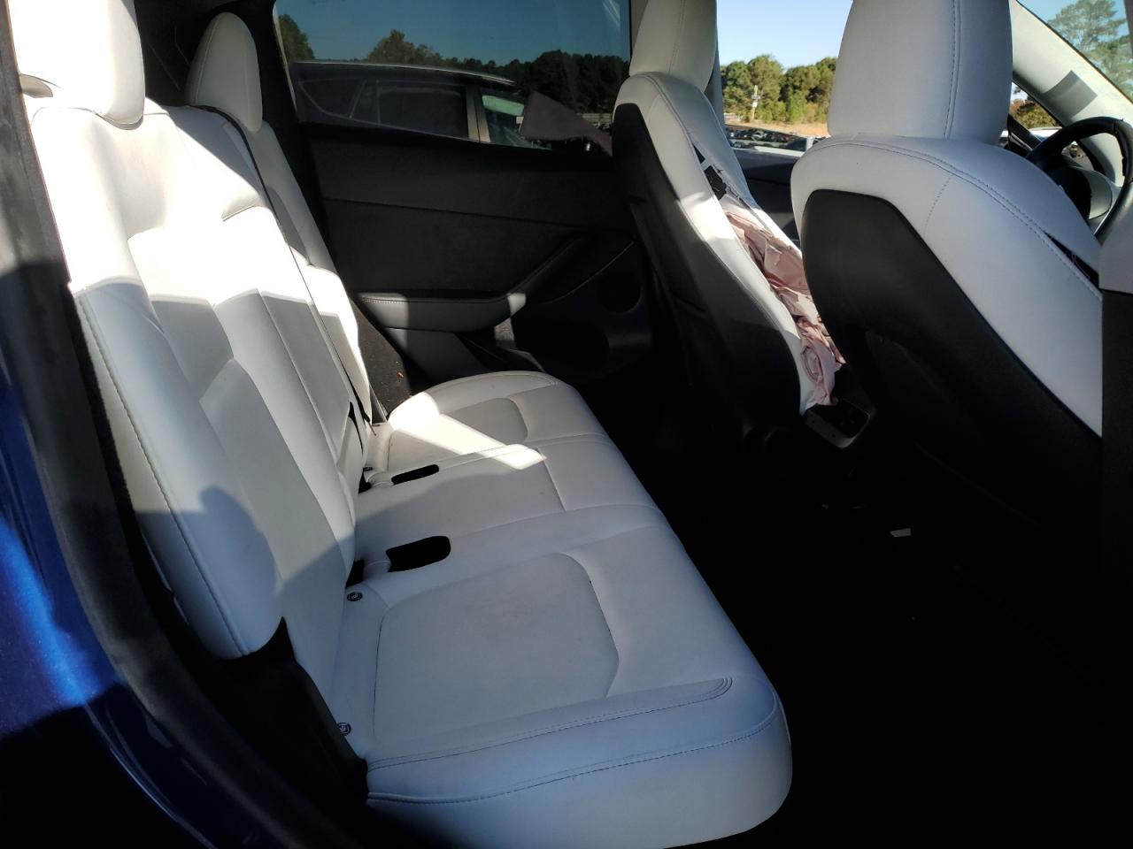 2023 Tesla Model Y VIN: 7SAYGDEE3PF960017 Lot: 82737365