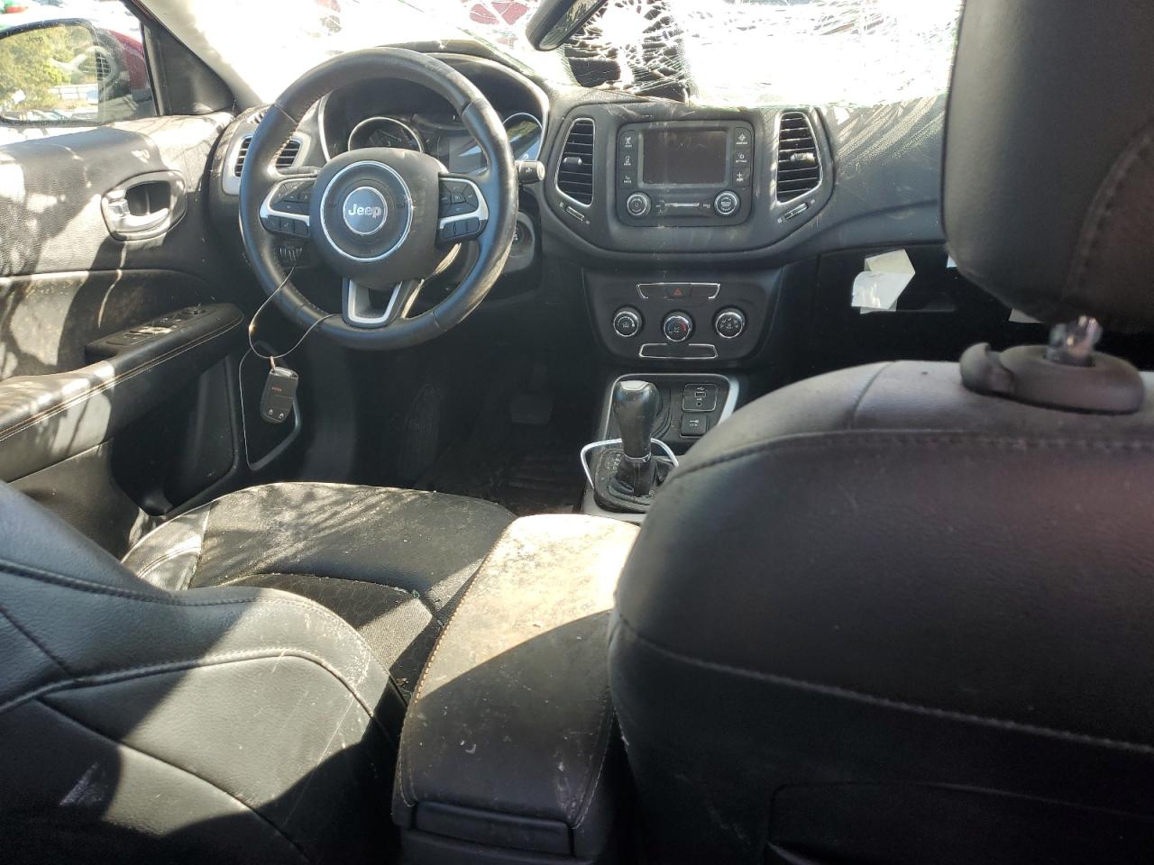 2018 Jeep Compass Latitude VIN: 3C4NJDBB8JT195035 Lot: 84238415