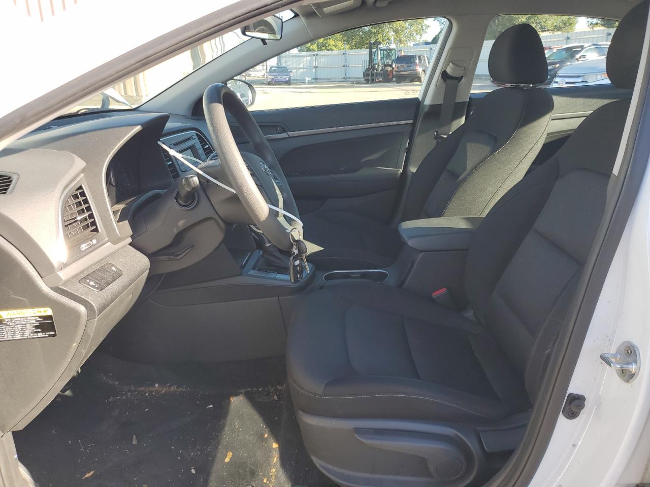 2018 Hyundai Elantra Se VIN: 5NPD74LF3JH352028 Lot: 84831915