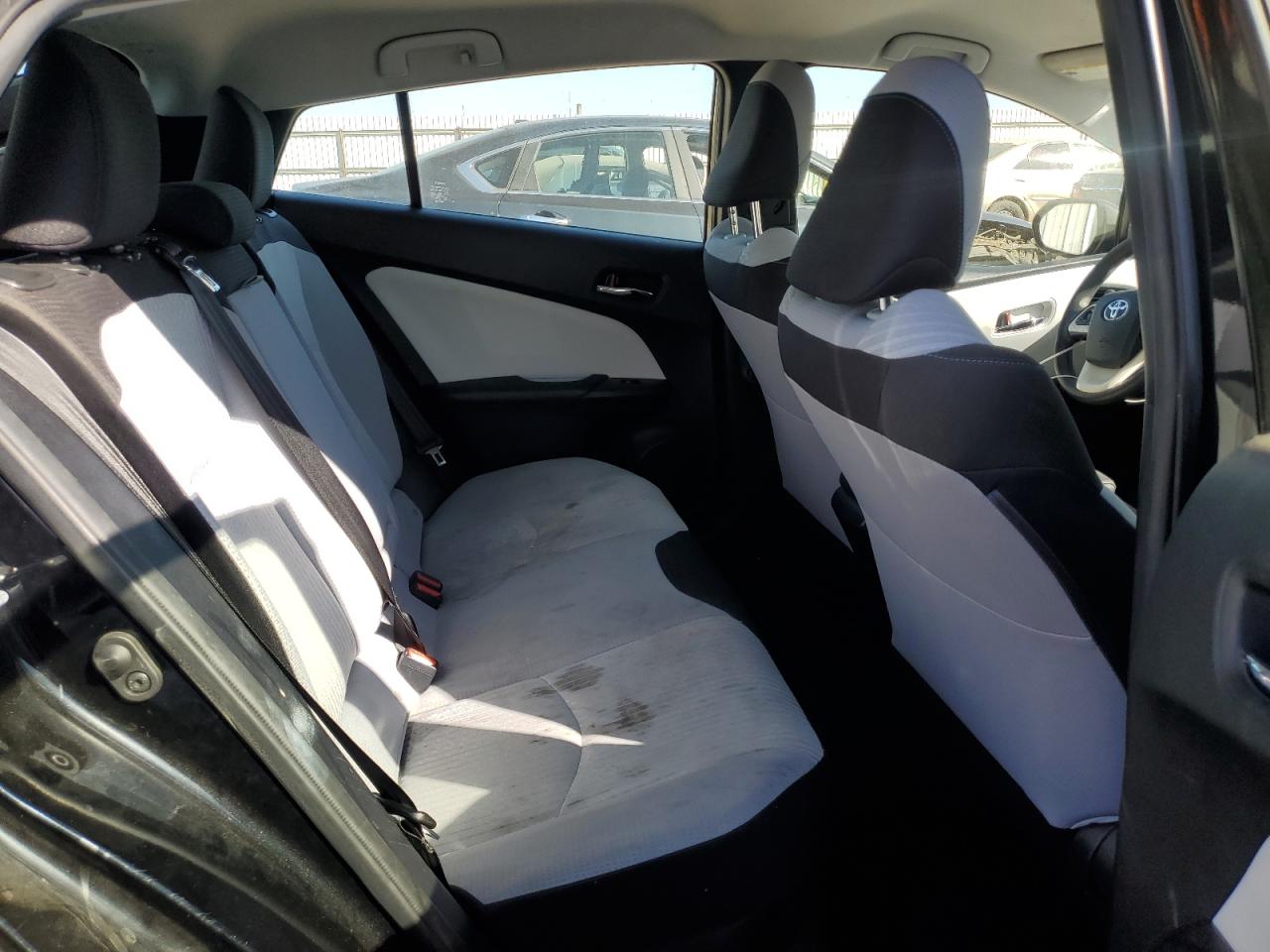 2018 Toyota Prius VIN: JTDKBRFU4J3075480 Lot: 86158335