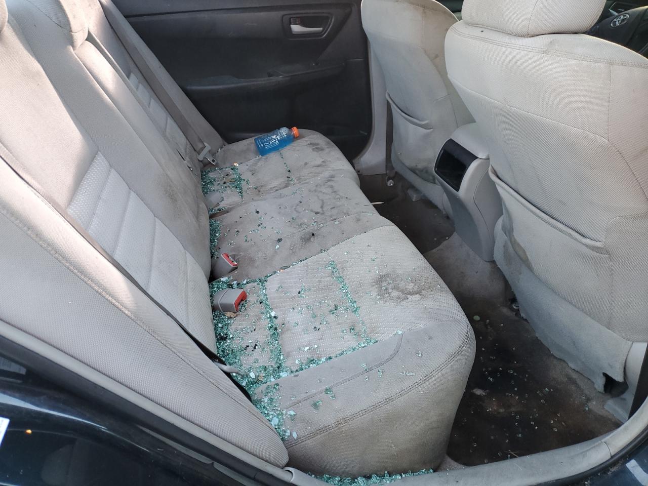 2015 Toyota Camry Le VIN: 4T1BF1FK3FU988796 Lot: 86122305