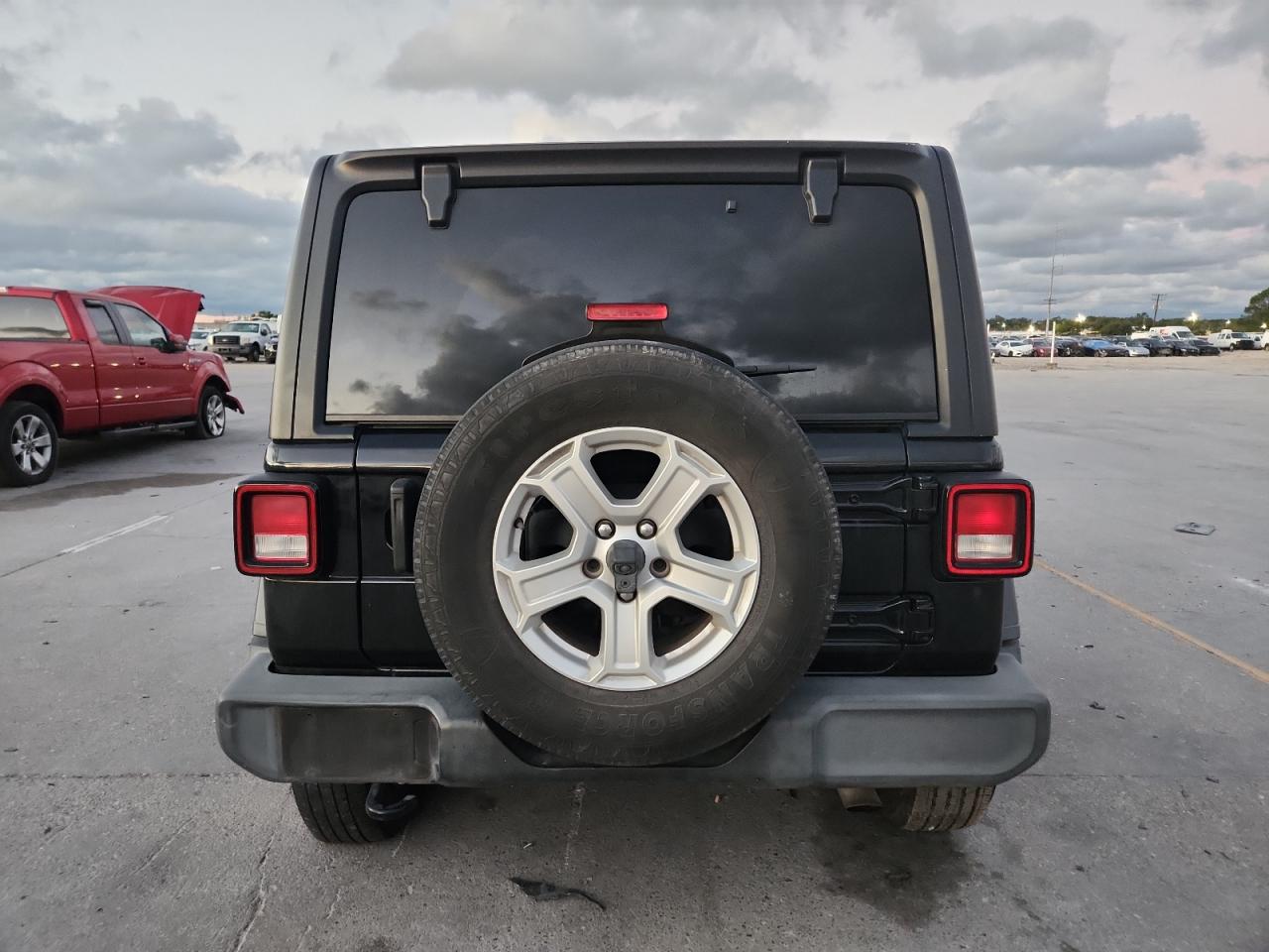 2021 Jeep Wrangler Unlimited Sport VIN: 1C4HJXDN7MW527826 Lot: 90575515