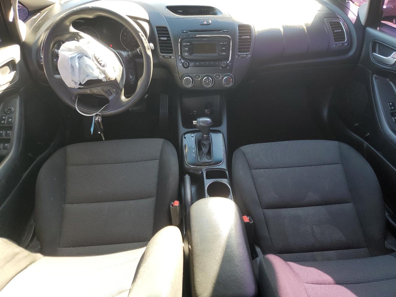 2017 Kia Forte Lx VIN: 3KPFK4A77HE068127 Lot: 90830825