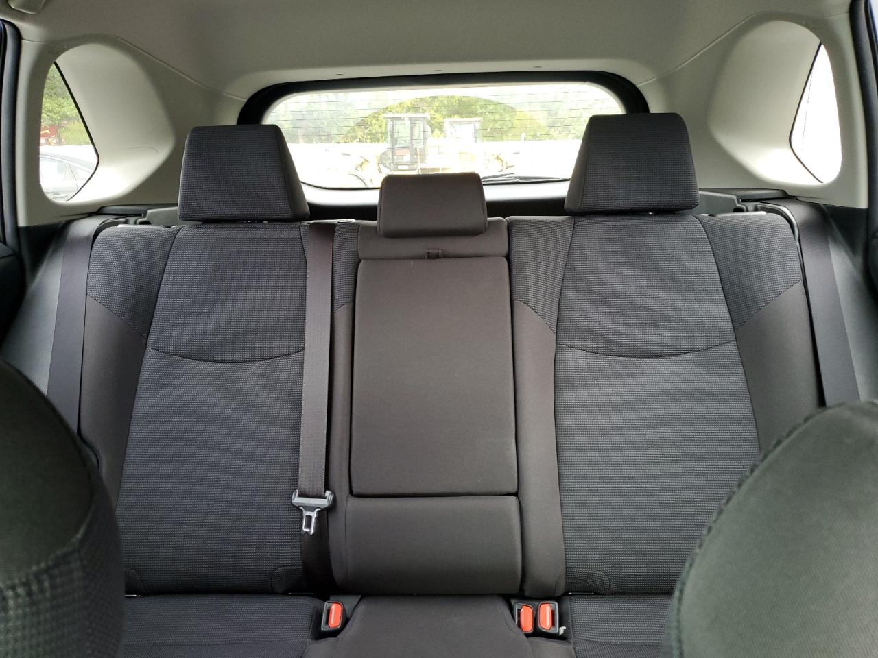 2025 Toyota Rav4 Le VIN: JTMLWRFV9SD285490 Lot: 82287685