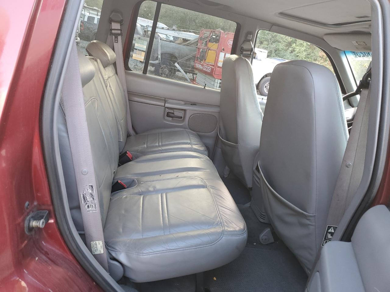 2000 Mercury Mountaineer VIN: 4M2ZU86P7YUJ39345 Lot: 82393025