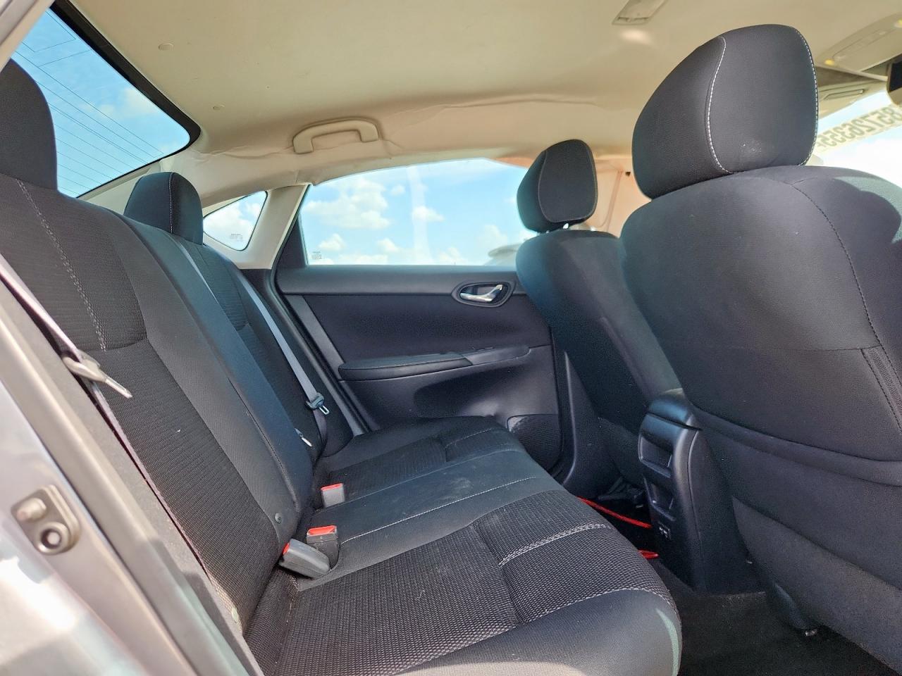 2017 Nissan Sentra S VIN: 3N1AB7AP4HY331817 Lot: 85726355