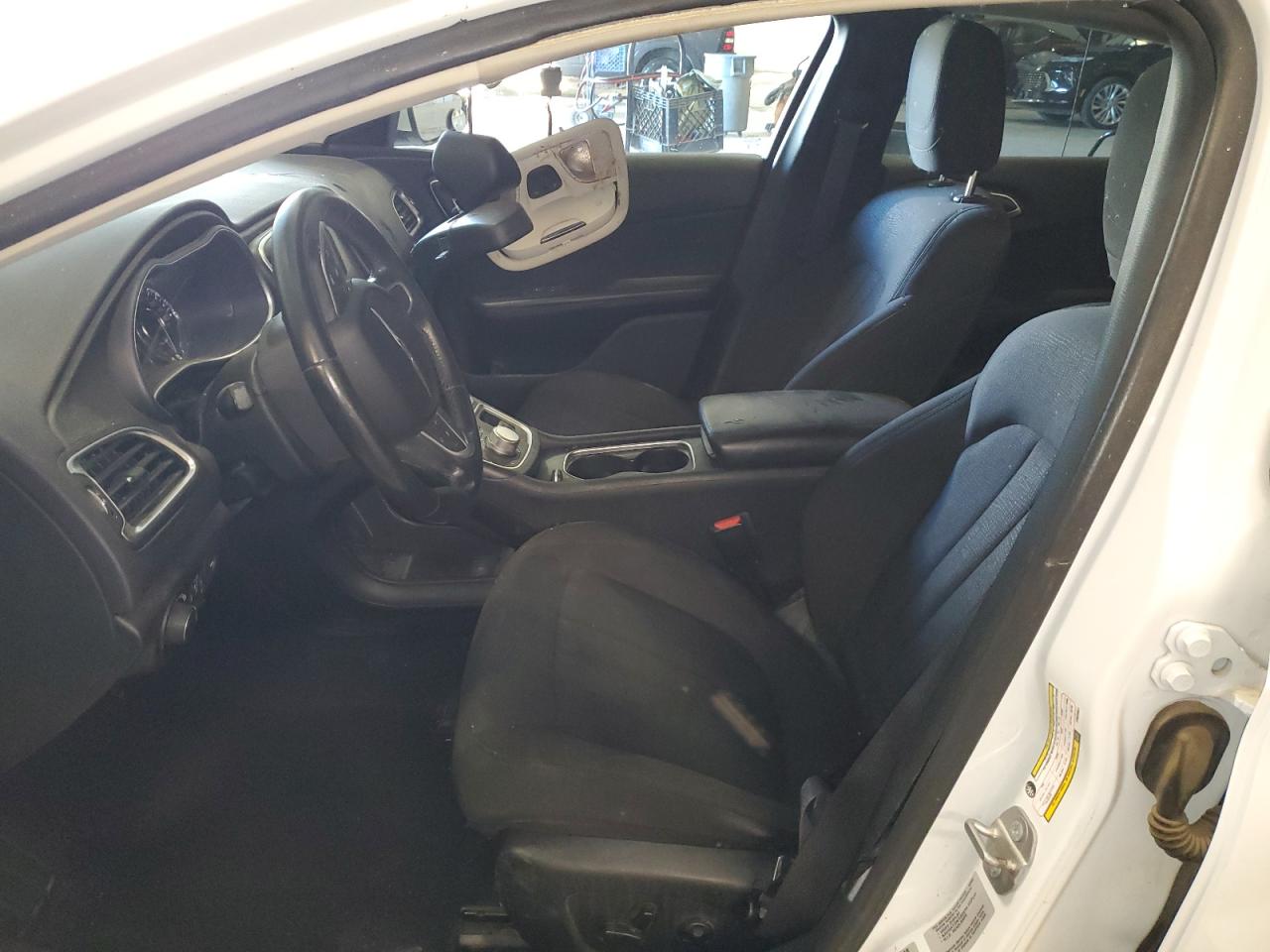 2015 Chrysler 200 Limited VIN: 1C3CCCAB9FN623641 Lot: 86260195