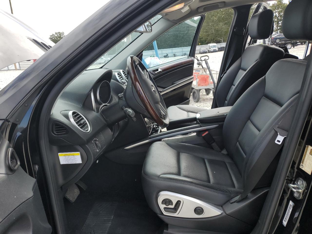 2011 Mercedes-Benz Ml 550 4Matic VIN: 4JGBB7CBXBA650956 Lot: 86235925