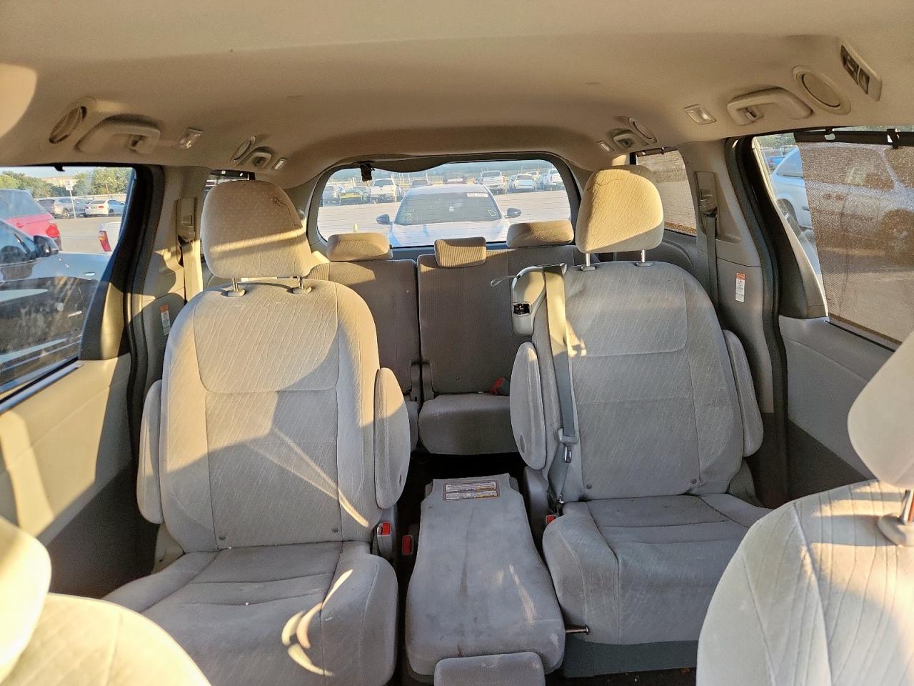 2017 Toyota Sienna Le VIN: 5TDKZ3DC7HS834893 Lot: 86438955