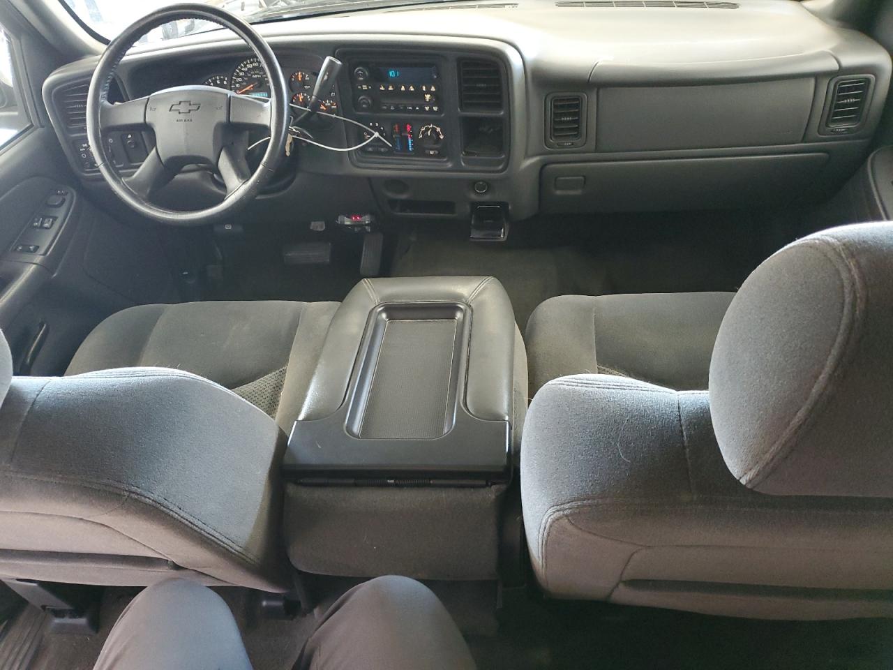 2005 Chevrolet Silverado C1500 VIN: 1GCEC19T85Z352214 Lot: 84829155