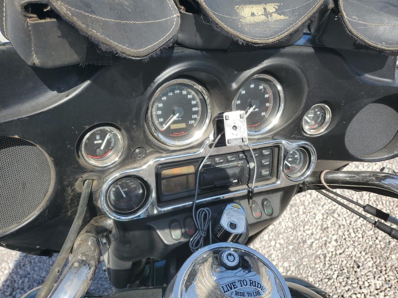 2002 Harley-Davidson Flhtcui VIN: 1HD1FCW182Y654378 Lot: 89530005