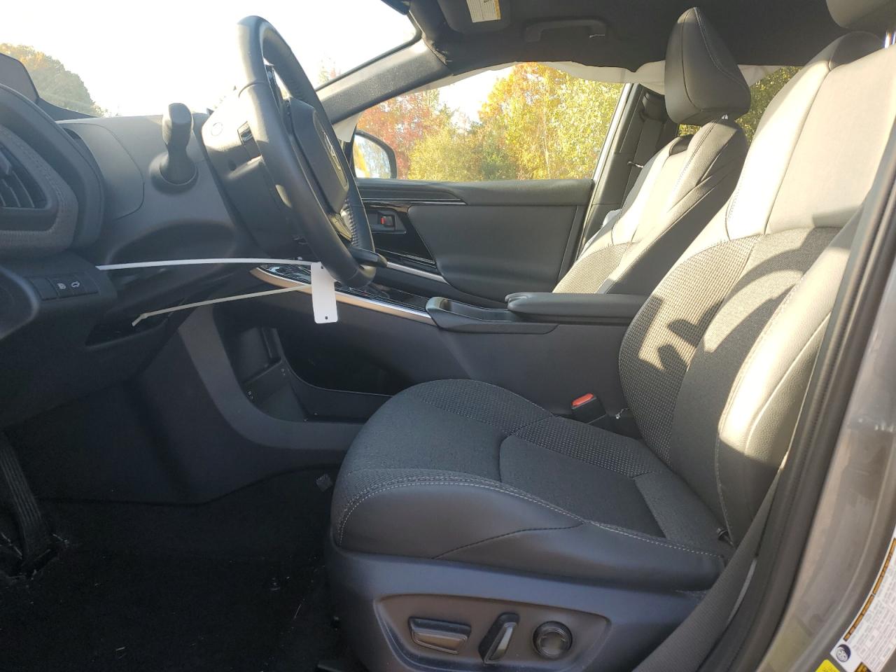 2024 Toyota Bz4X Xle VIN: JTMABACA1RA056853 Lot: 90807355