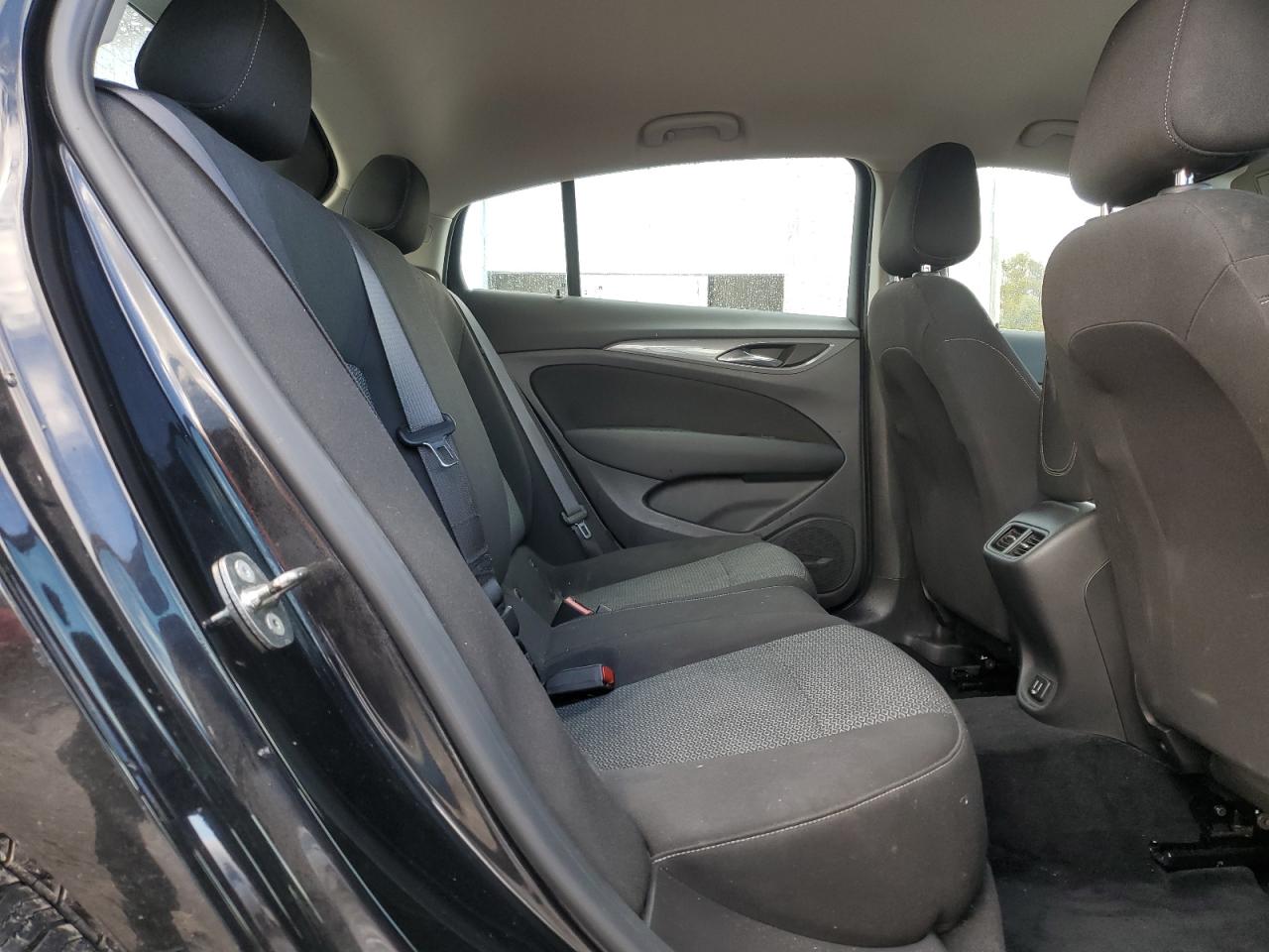 2018 Buick Regal Preferred VIN: W04GL6SX4J1068259 Lot: 82686525