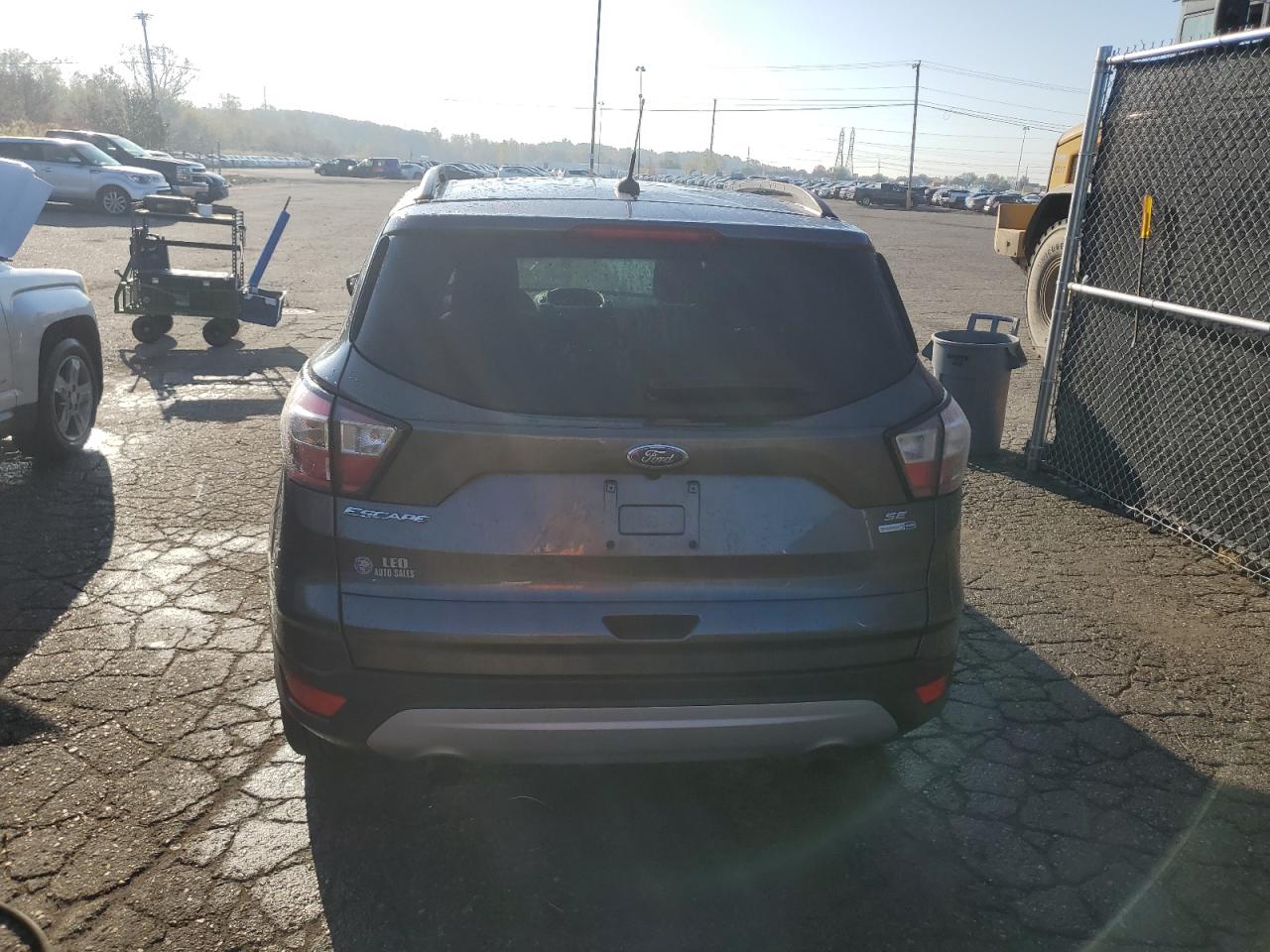 2018 Ford Escape Se VIN: 1FMCU9GD3JUA32171 Lot: 86525625