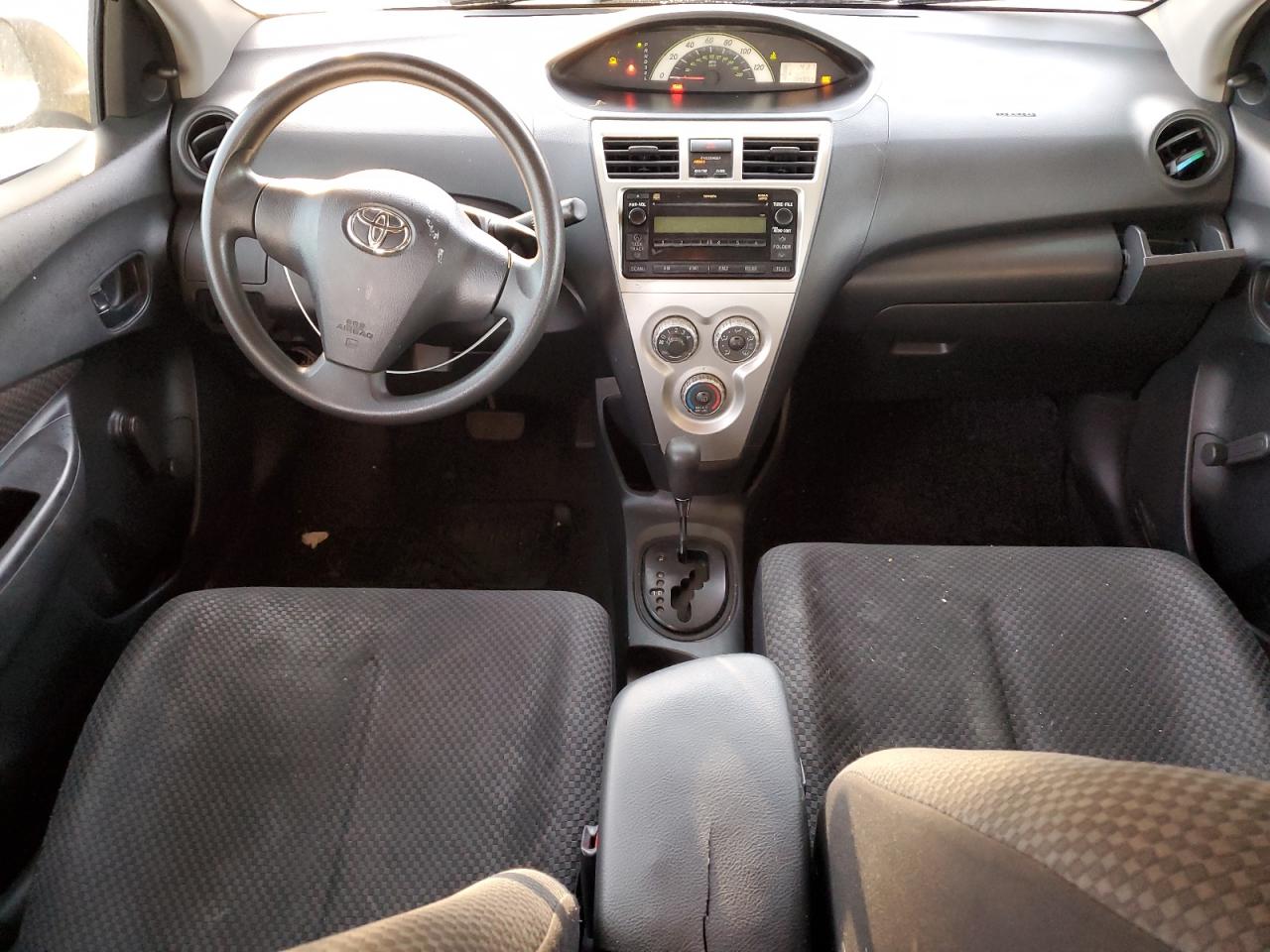 2007 Toyota Yaris VIN: JTDBT923571044026 Lot: 82457335