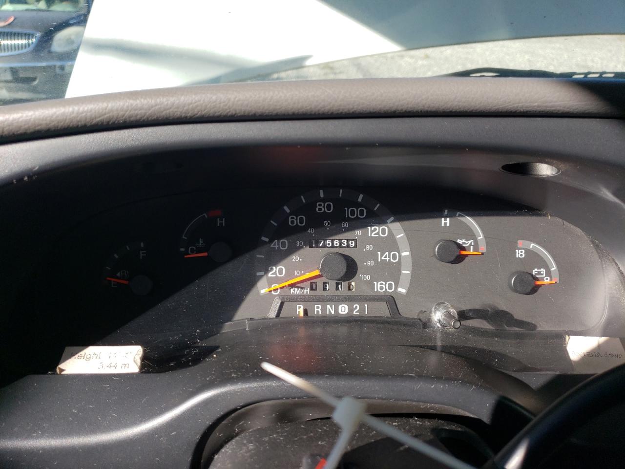 1998 Ford Econoline E350 Cutaway Van VIN: 1FDWE30S4WHA92606 Lot: 85154335