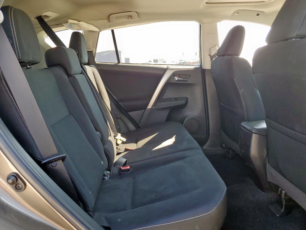 2015 Toyota Rav4 Xle VIN: 2T3RFREV7FW253867 Lot: 85158675