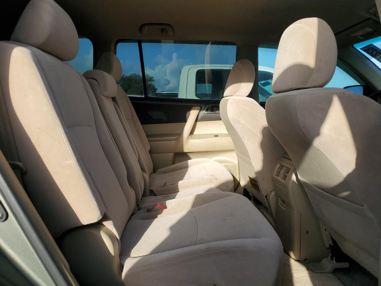 2009 Toyota Highlander VIN: JTEDA41A892000886 Lot: 82295375