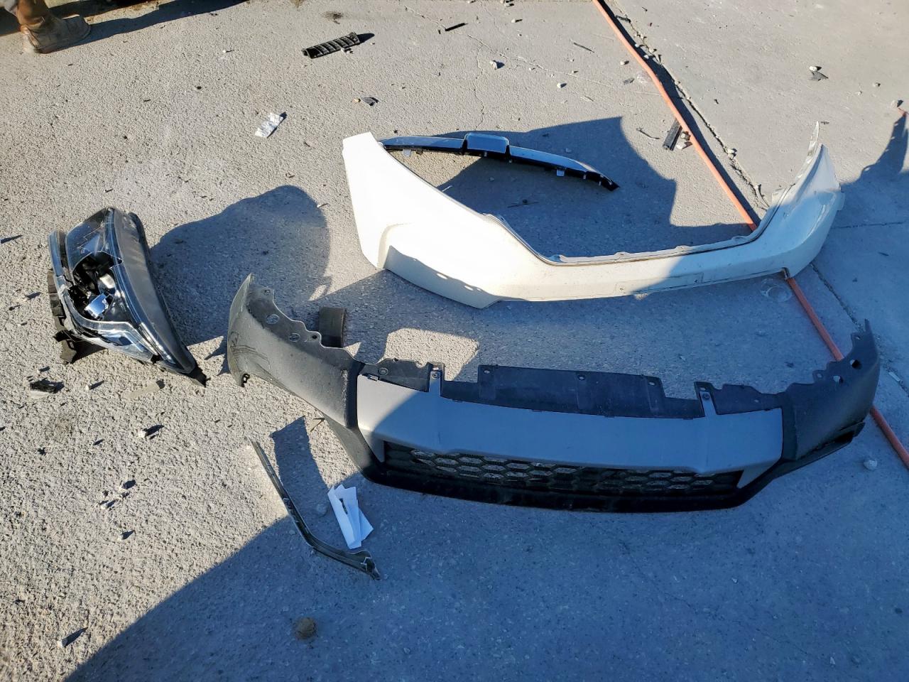 2019 Honda Cr-V Lx VIN: 2HKRW5H34KH401994 Lot: 90888885