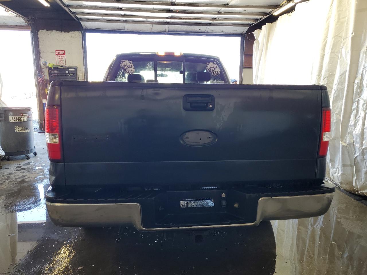 2005 Ford F150 VIN: 1FTPX12555NA84898 Lot: 84749625