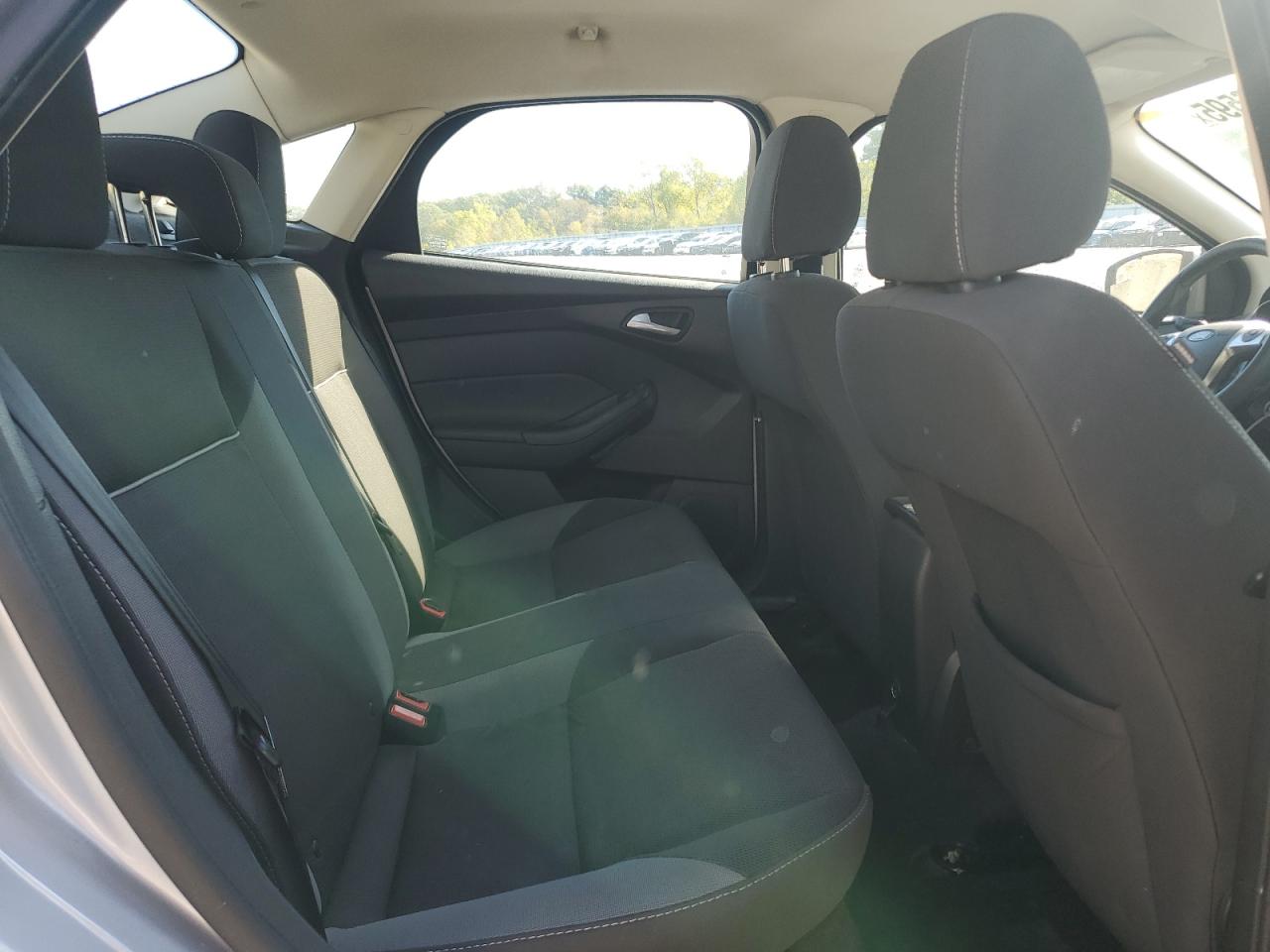 2012 Ford Focus Se VIN: 1FAHP3F26CL464119 Lot: 81996595