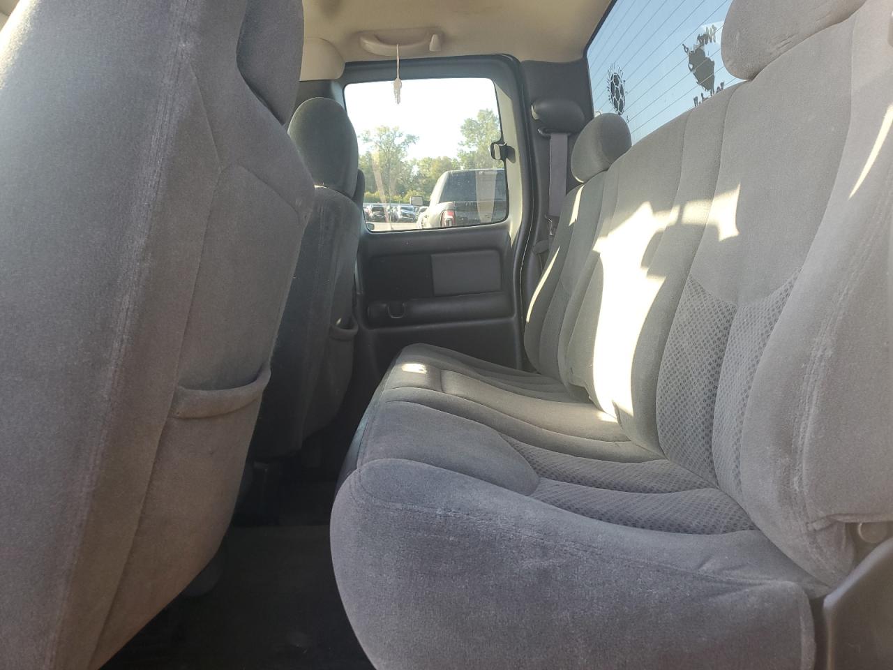 2004 Chevrolet Silverado K2500 Heavy Duty VIN: 1GCHK29U04E164369 Lot: 85859675