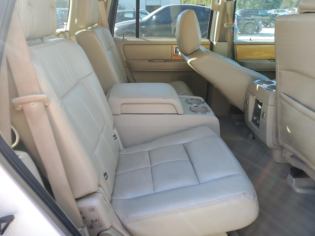 2009 Lincoln Navigator VIN: 5LMFU285X9EJ00626 Lot: 87007725