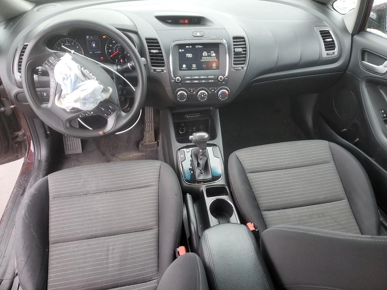 2018 Kia Forte Lx VIN: 3KPFL4A79JE226194 Lot: 82350955