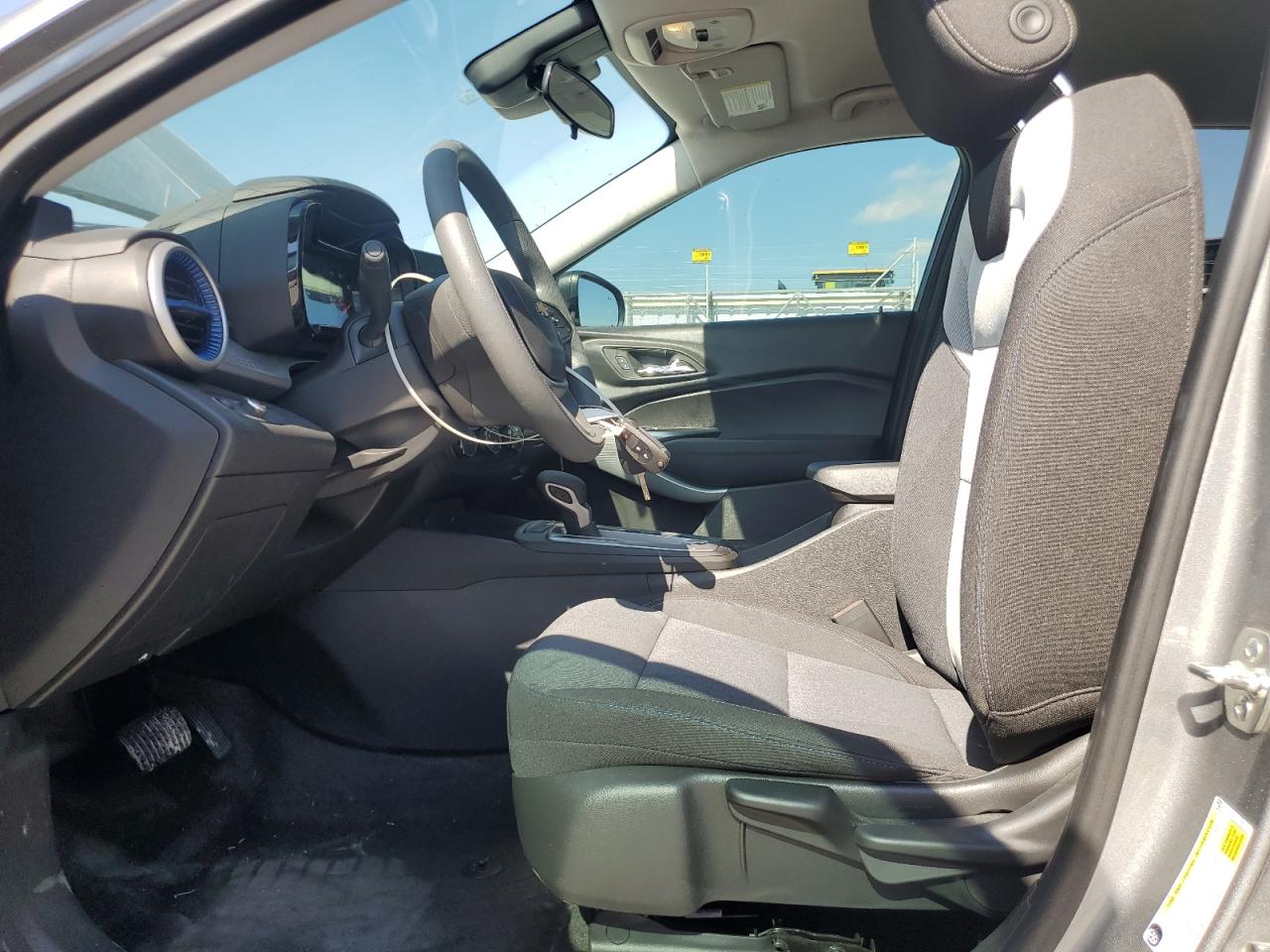 2025 Chevrolet Trax Ls VIN: KL77LFEPXSC070618 Lot: 89730925