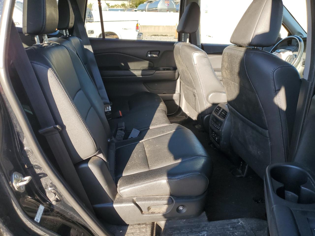 2016 Honda Pilot Exl VIN: 5FNYF6H88GB077628 Lot: 85821585