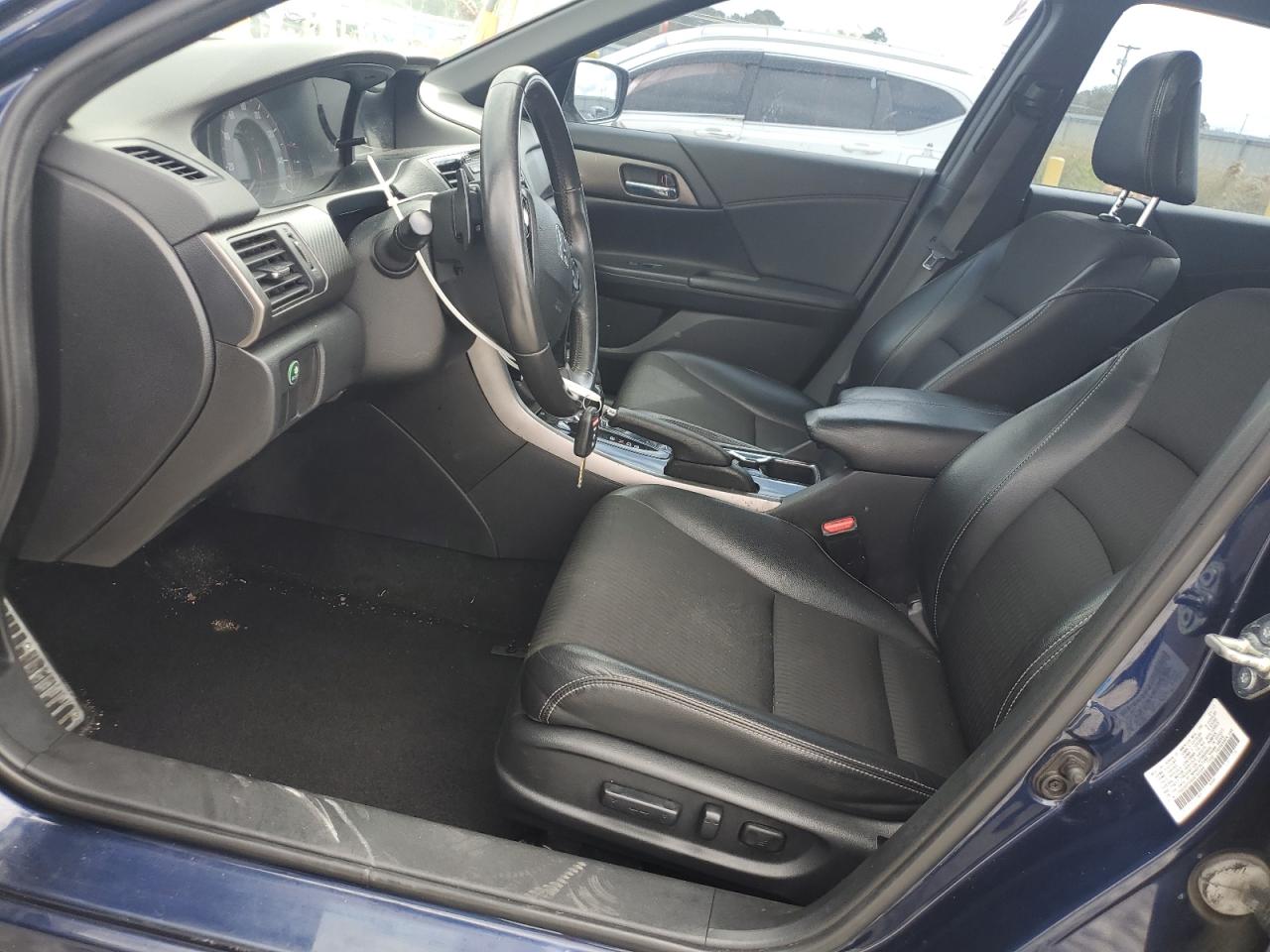 2017 Honda Accord Sport VIN: 1HGCR2F5XHA143286 Lot: 85300055