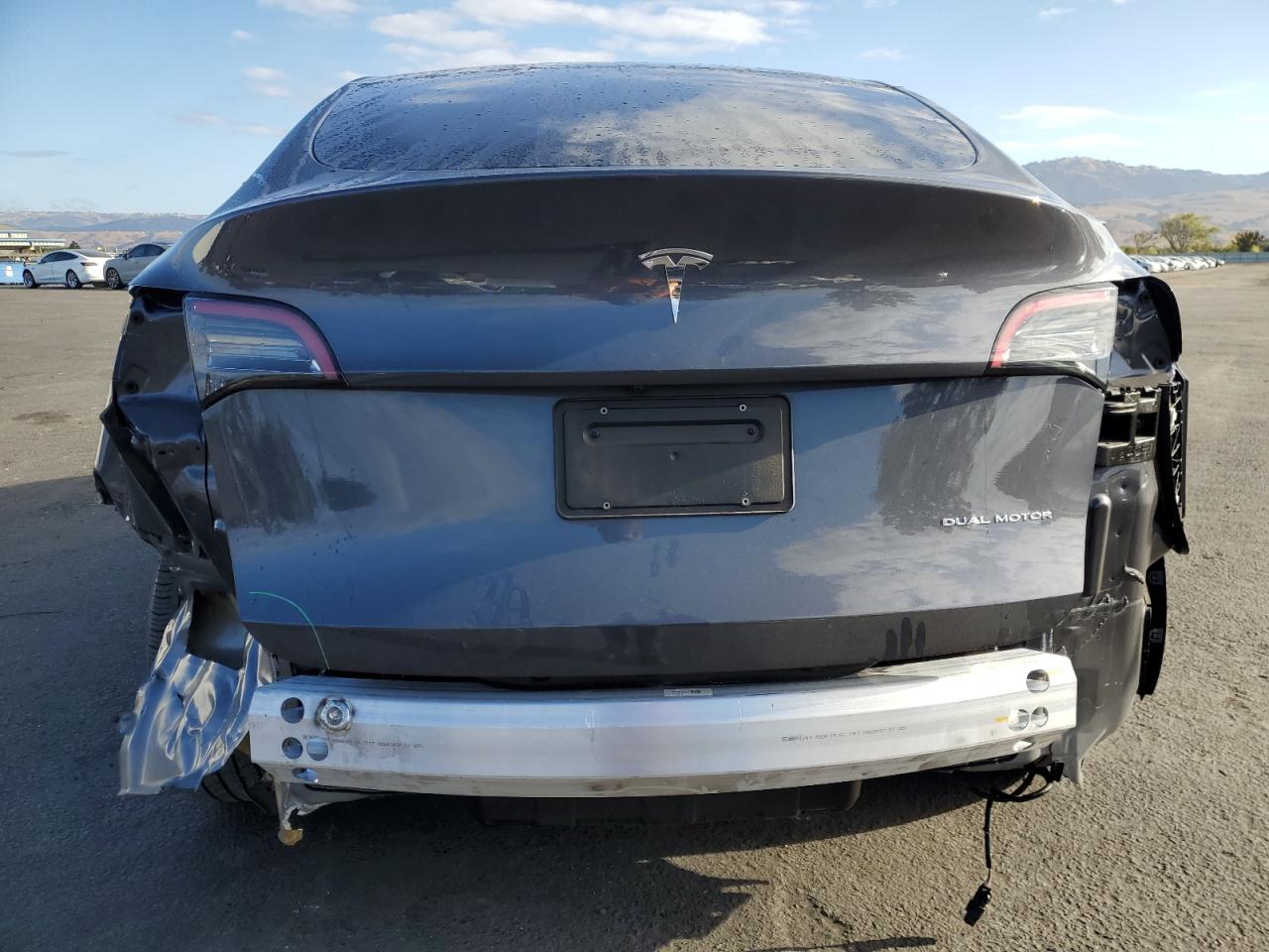 2023 Tesla Model Y VIN: 7SAYGDEE7PF601852 Lot: 82402195