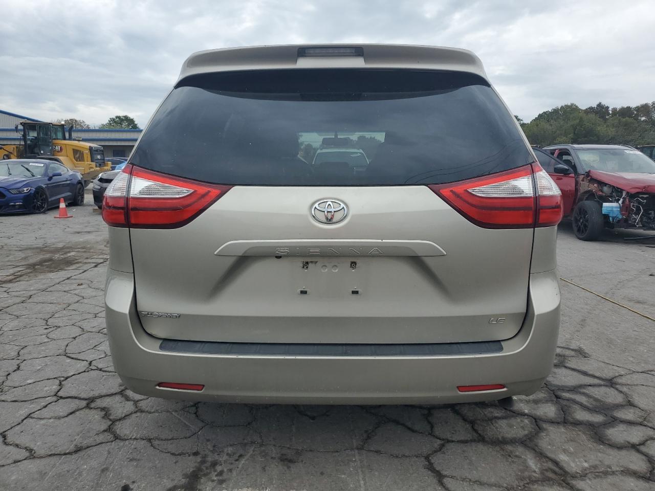 2015 Toyota Sienna Le VIN: 5TDKK3DC1FS629121 Lot: 82244595