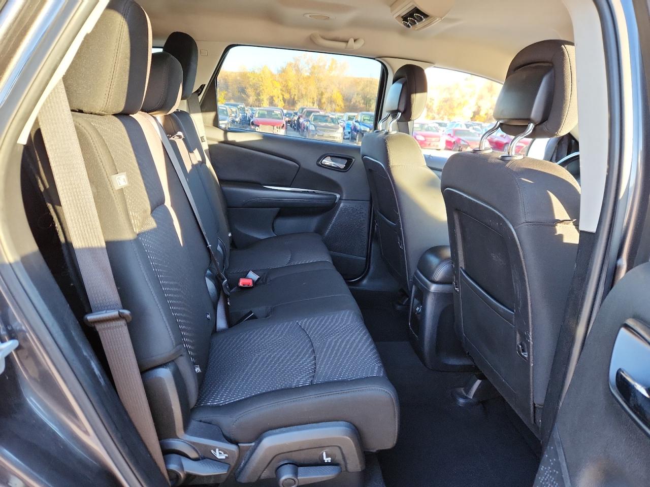 2020 Dodge Journey Se VIN: 3C4PDCAB6LT237233 Lot: 89922625