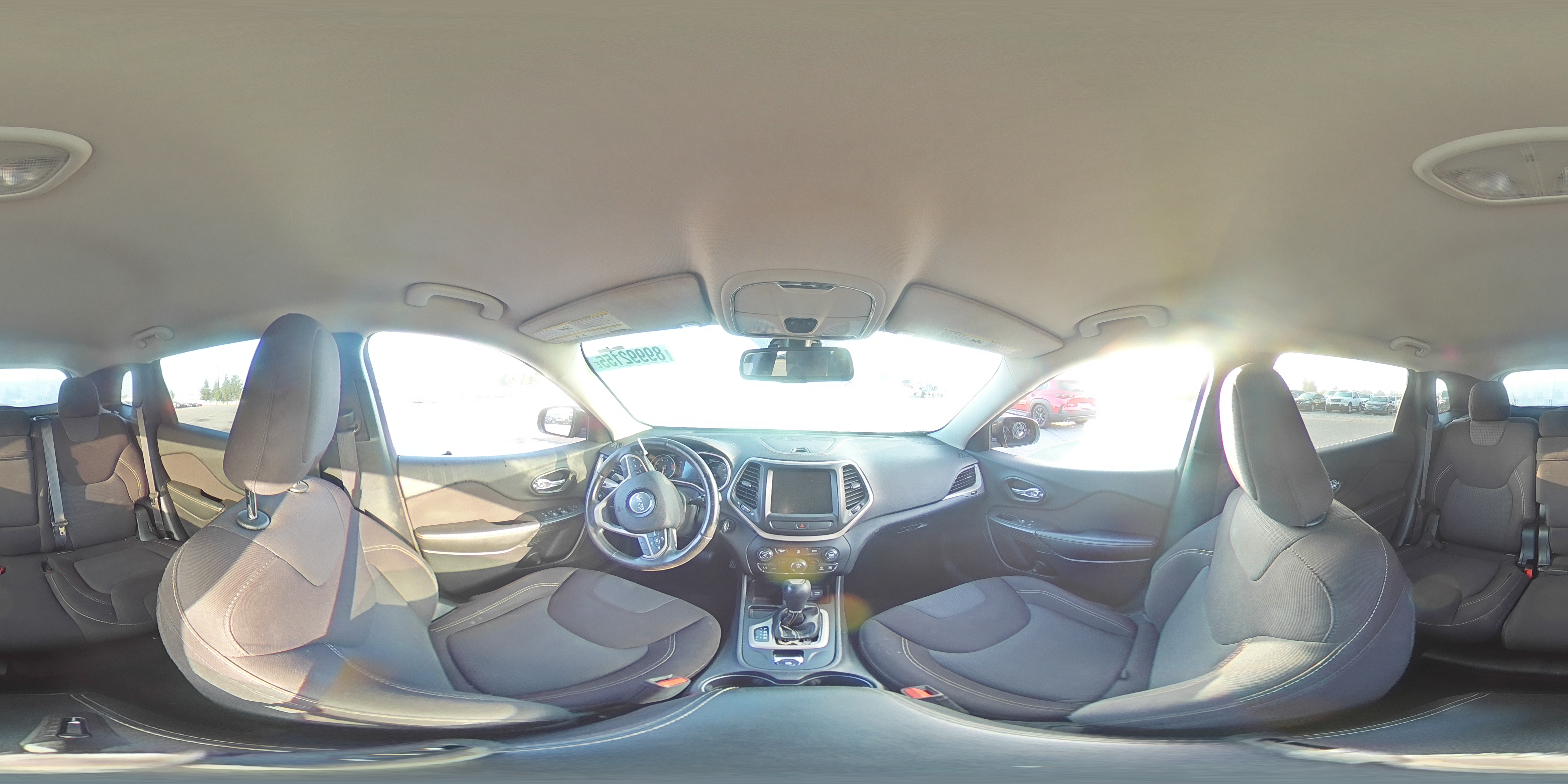 2016 Jeep Cherokee Latitude VIN: 1C4PJLCB5GW355473 Lot: 89992155