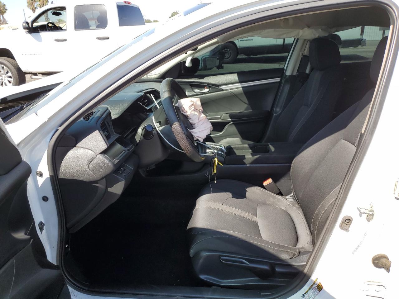 2019 Honda Civic Lx VIN: 2HGFC2F68KH572863 Lot: 82337145