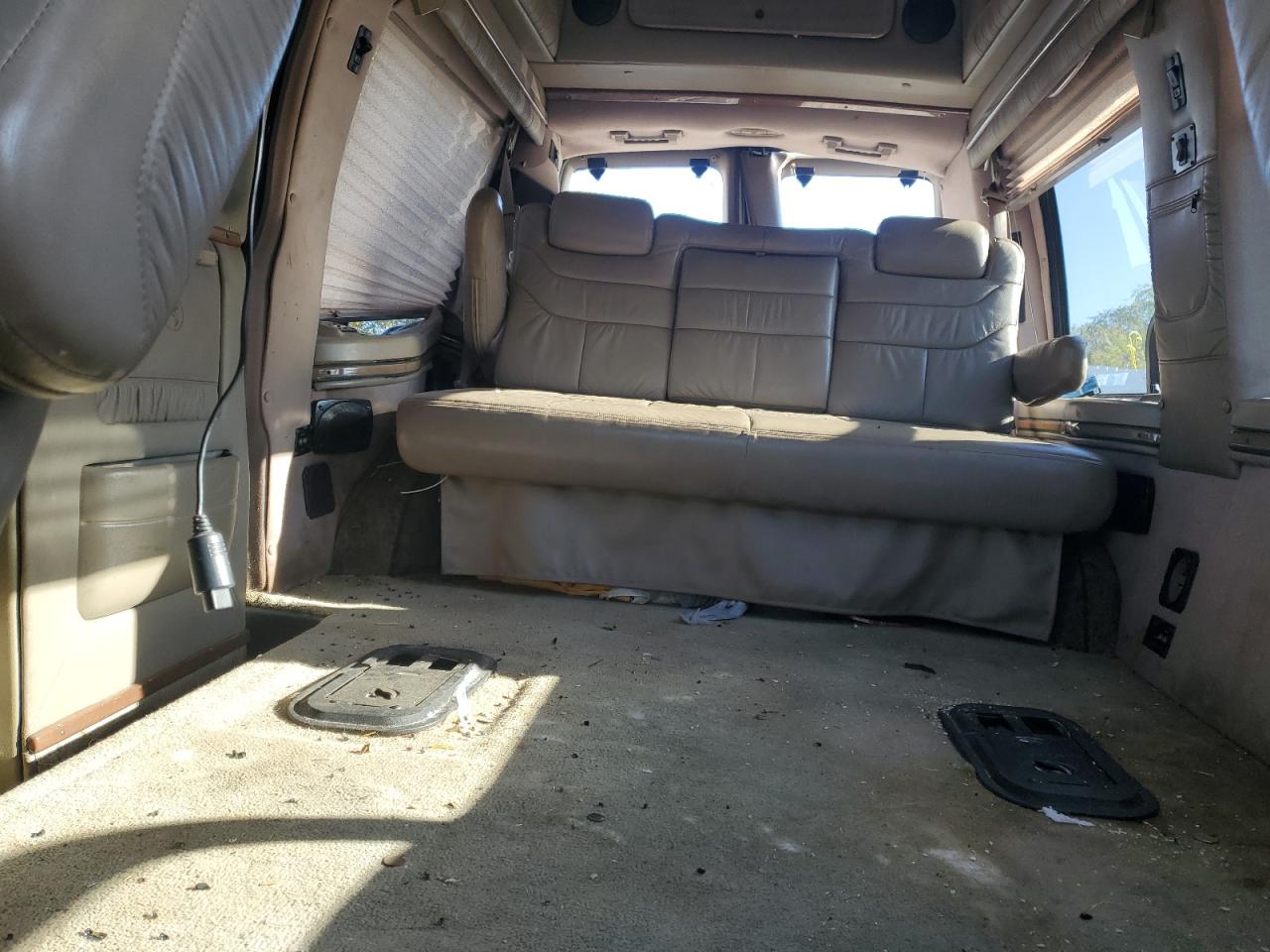 2000 GMC Savana VIN: 1GDFG15R5Y1237720 Lot: 87107535