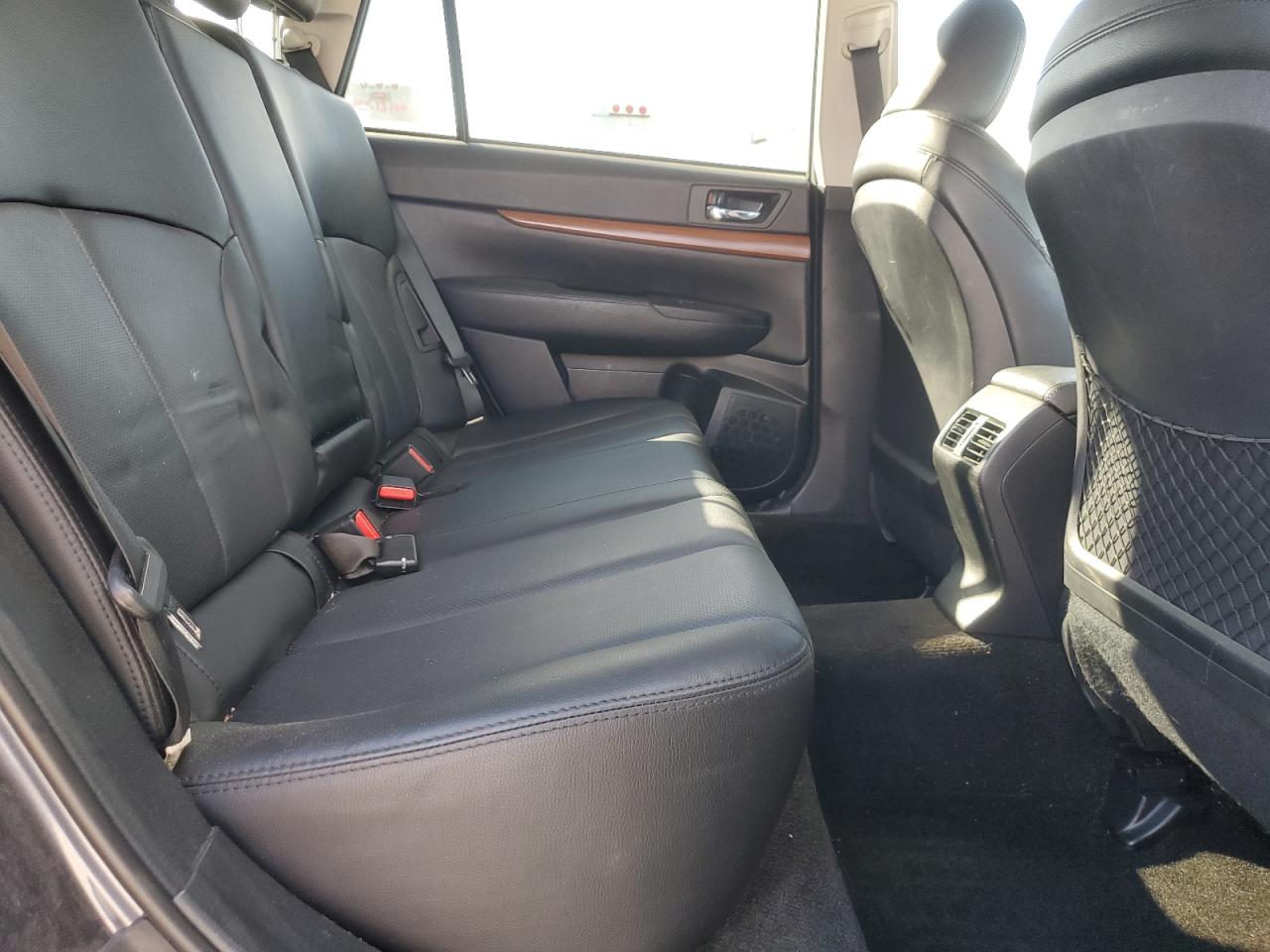 2014 Subaru Outback 2.5I Limited VIN: 4S4BRBLC9E3276808 Lot: 85108085