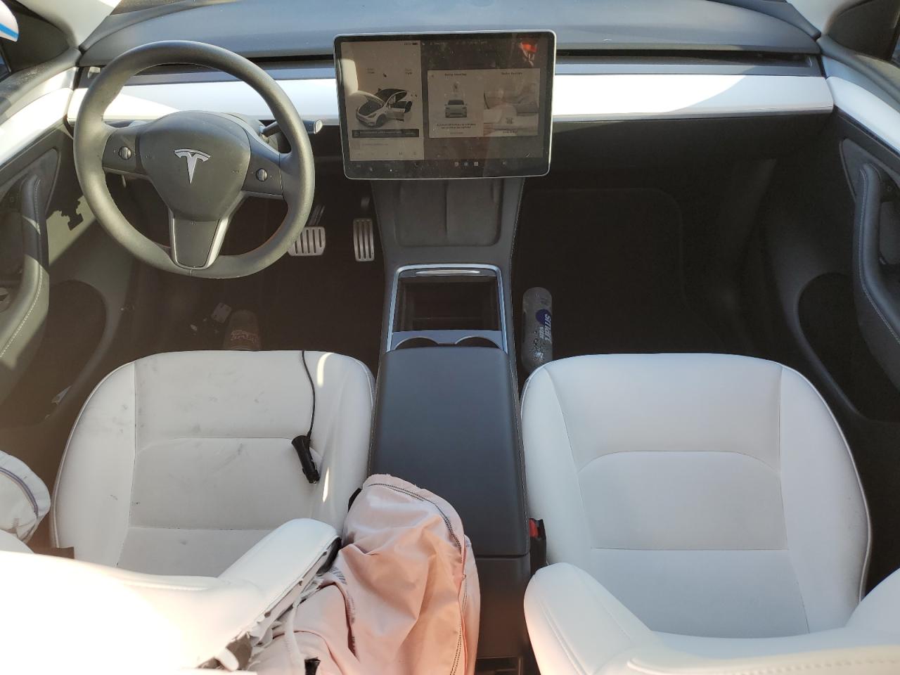 2024 Tesla Model Y VIN: 7SAYGDEF8RF050312 Lot: 84972955