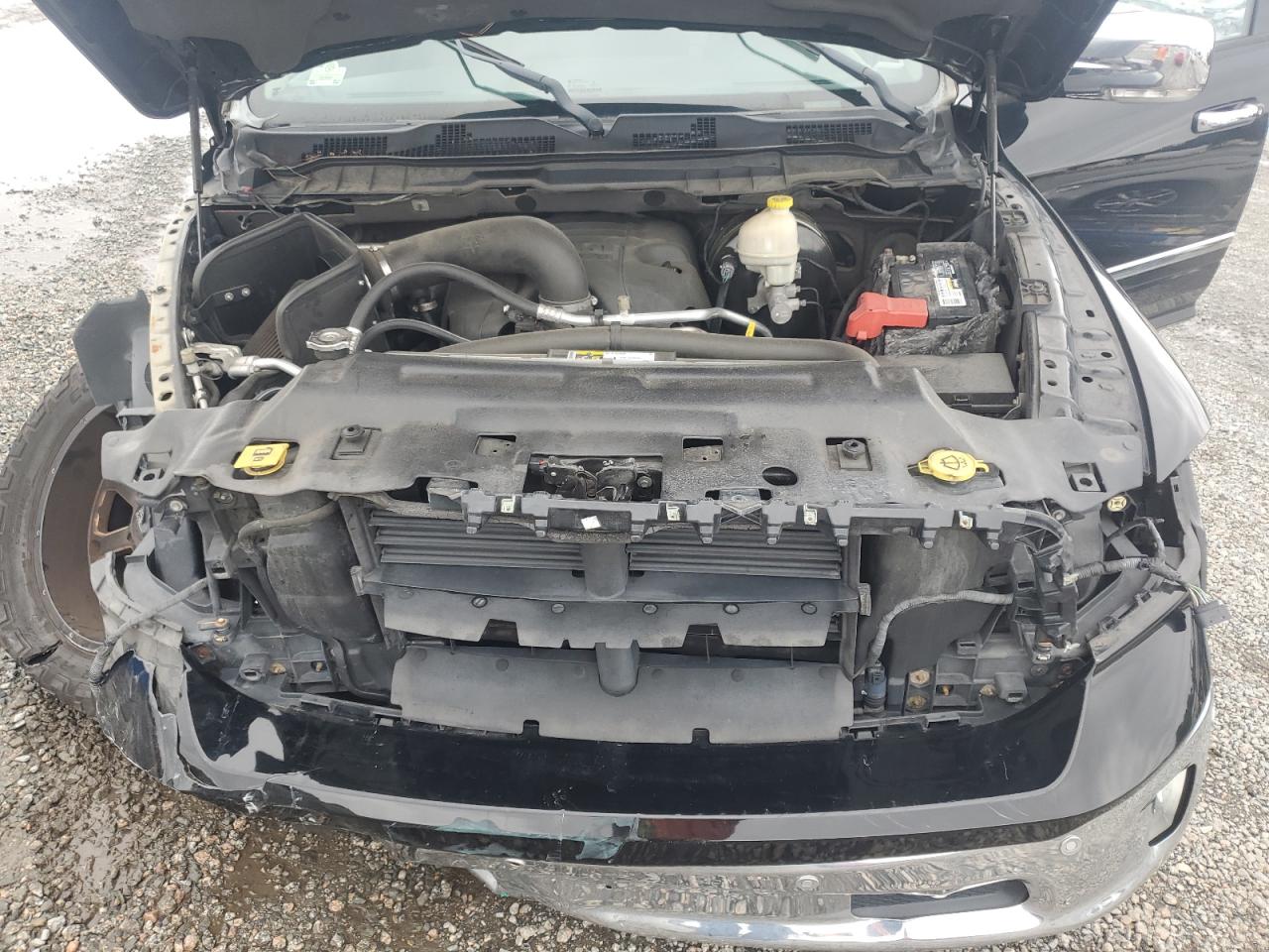 2015 Ram 1500 Laramie VIN: 1C6RR7NTXFS533843 Lot: 82366625