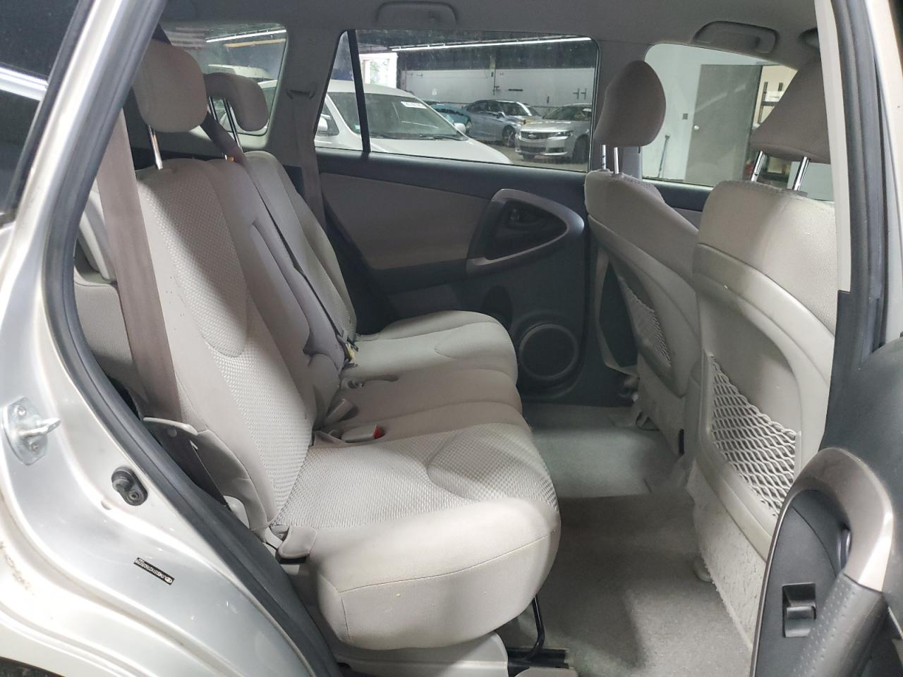 2007 Toyota Rav4 Limited VIN: JTMBD31V276039298 Lot: 85642645