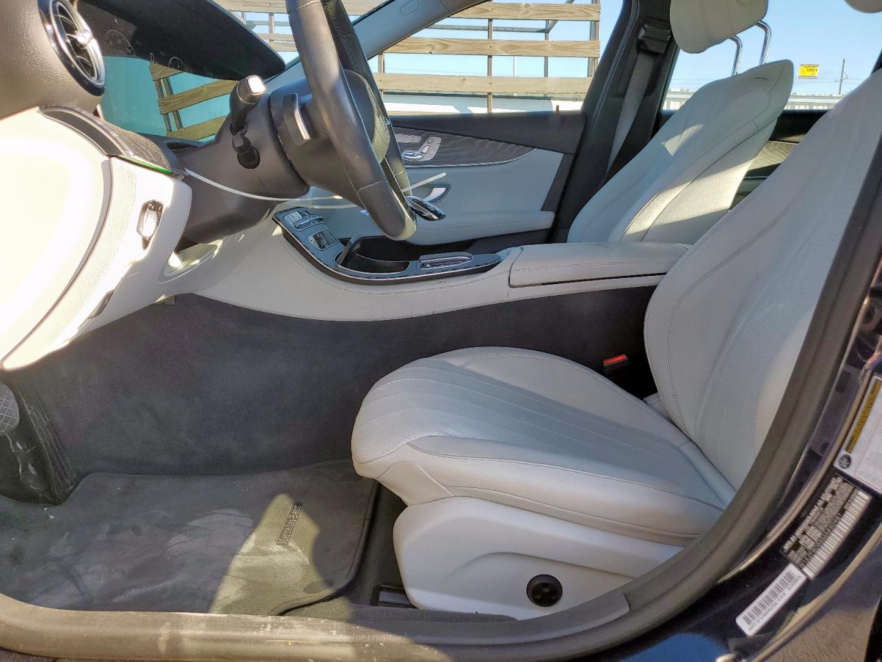 2021 Mercedes-Benz E 350 VIN: W1KZF8DB8MA890981 Lot: 82285375