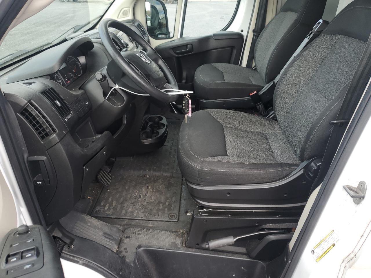 2021 Ram Promaster 2500 2500 High VIN: 3C6LRVDG6ME570290 Lot: 89841595