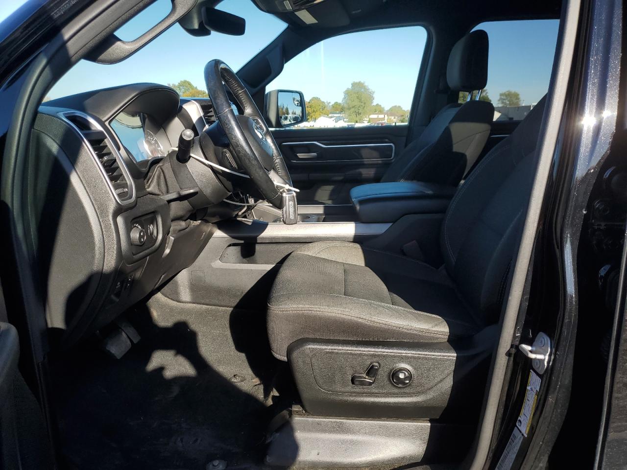 2020 Ram 1500 Big Horn/Lone Star VIN: 1C6SRFMT7LN245737 Lot: 86653365